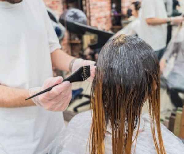Darhergao Hair Dye At Saloon